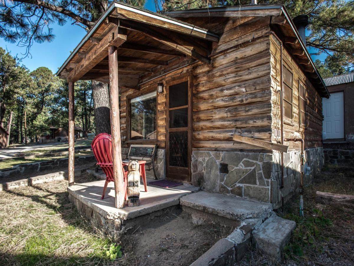 Apache Village 2, King Studio, Midtown, Sleeps 2 Ruidoso Exterior photo